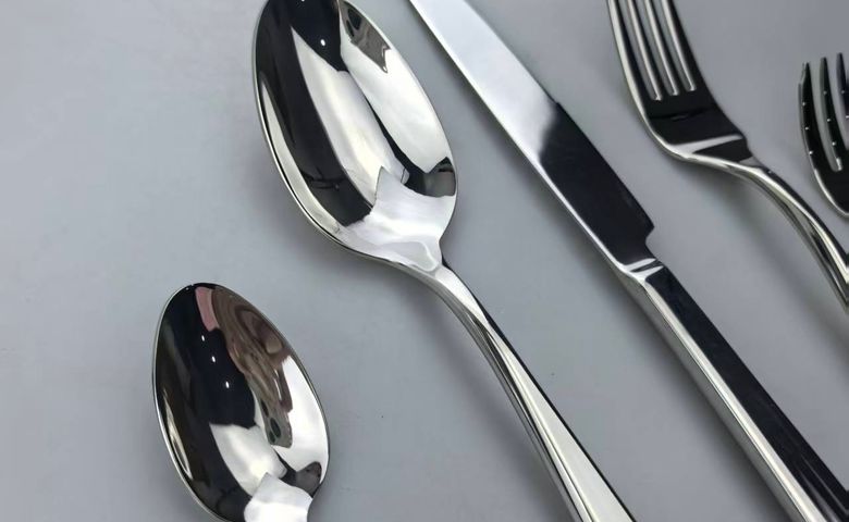 Does Stainless Steel Cutlery Cause Cancer? Debunking the Myth with Science
